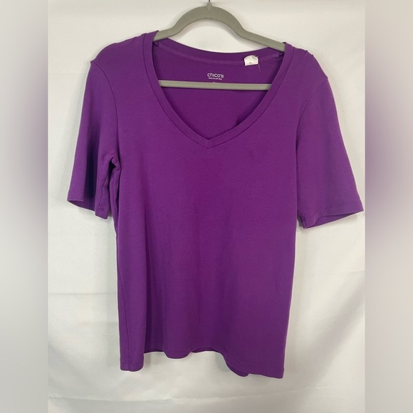 Chicos lot of 2 Vneck Tshirts. Same style same measurements. Both size 1 - Picture 1 of 6